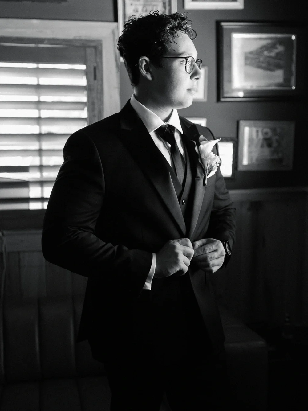 Michael Kors Black Peak-Lapel Tuxedo with Satin Trim